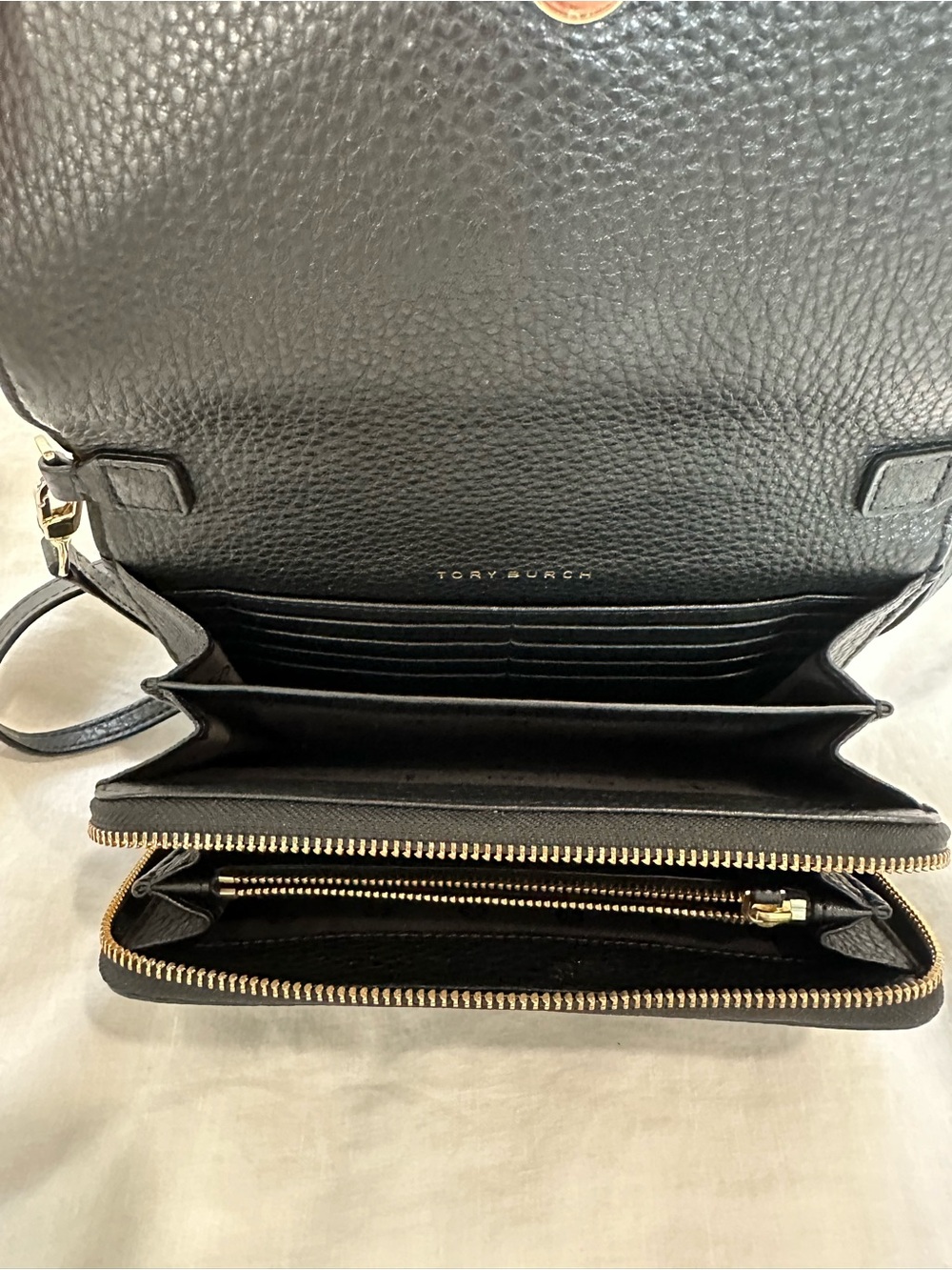 Tory Burch Black Pebbled Leather Crossbody Wallet with Logo - Picture 2 of 3